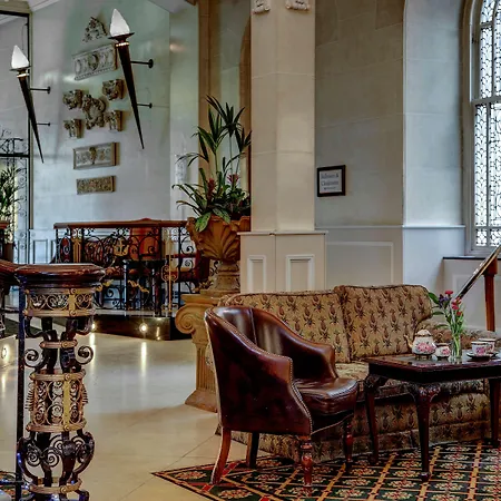 The Midland Hotell
