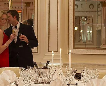 Midland 3* Bradford (West Yorkshire)