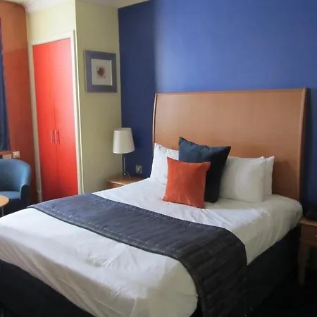 The Midland 3*