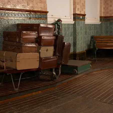 Midland 3* Bradford (West Yorkshire)